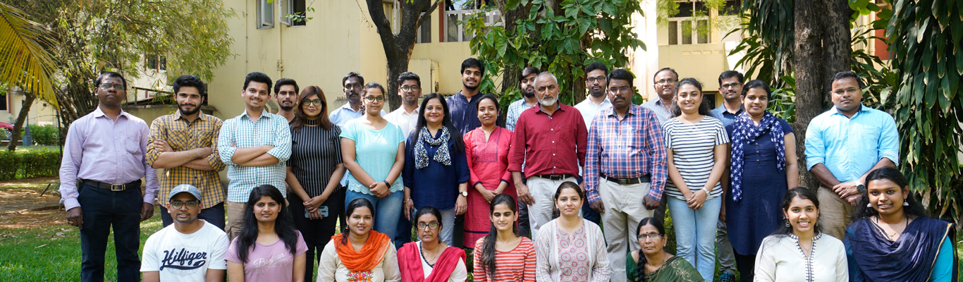 team-members-pic