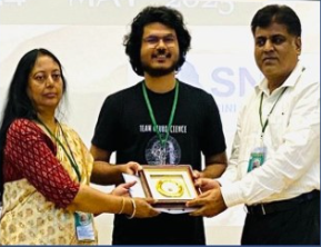 Congratulations Yogesh Sahu for the Best Poster award at the meeting of Bridging Neurochemistry & Innovation by Society for Neurochemistry (SNCI) Hyd Chapter held at CSIR-IICT on 24th May 2025